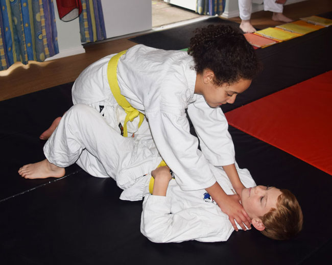 Ground Strangle